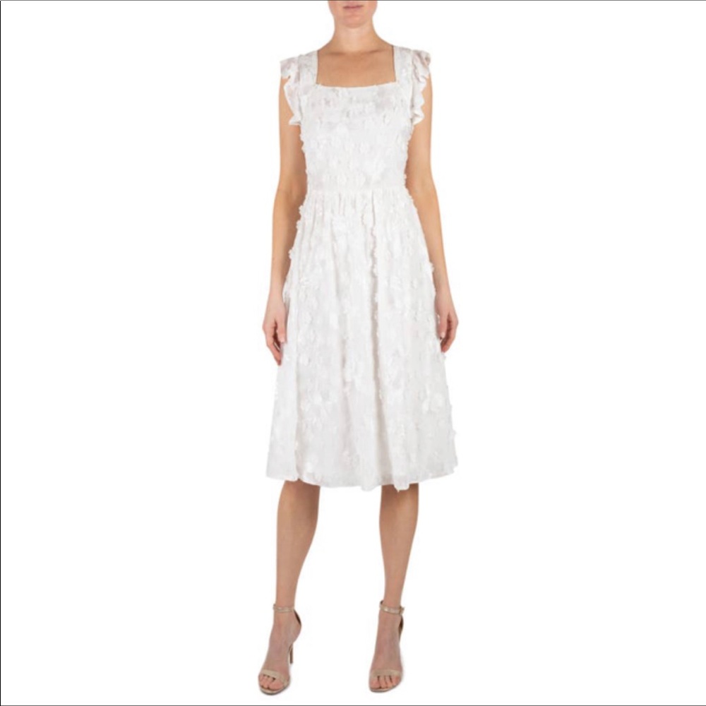 NWT - Julia Jordan 3D floral appliqué midi dress